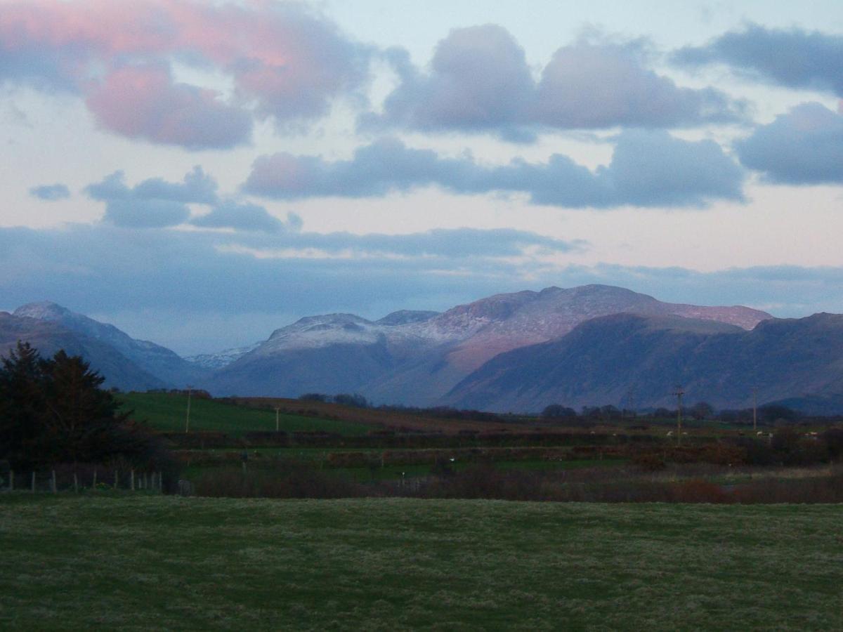 Ideally Located Cumbrian Home With Stunning Views Сіскейл Екстер'єр фото